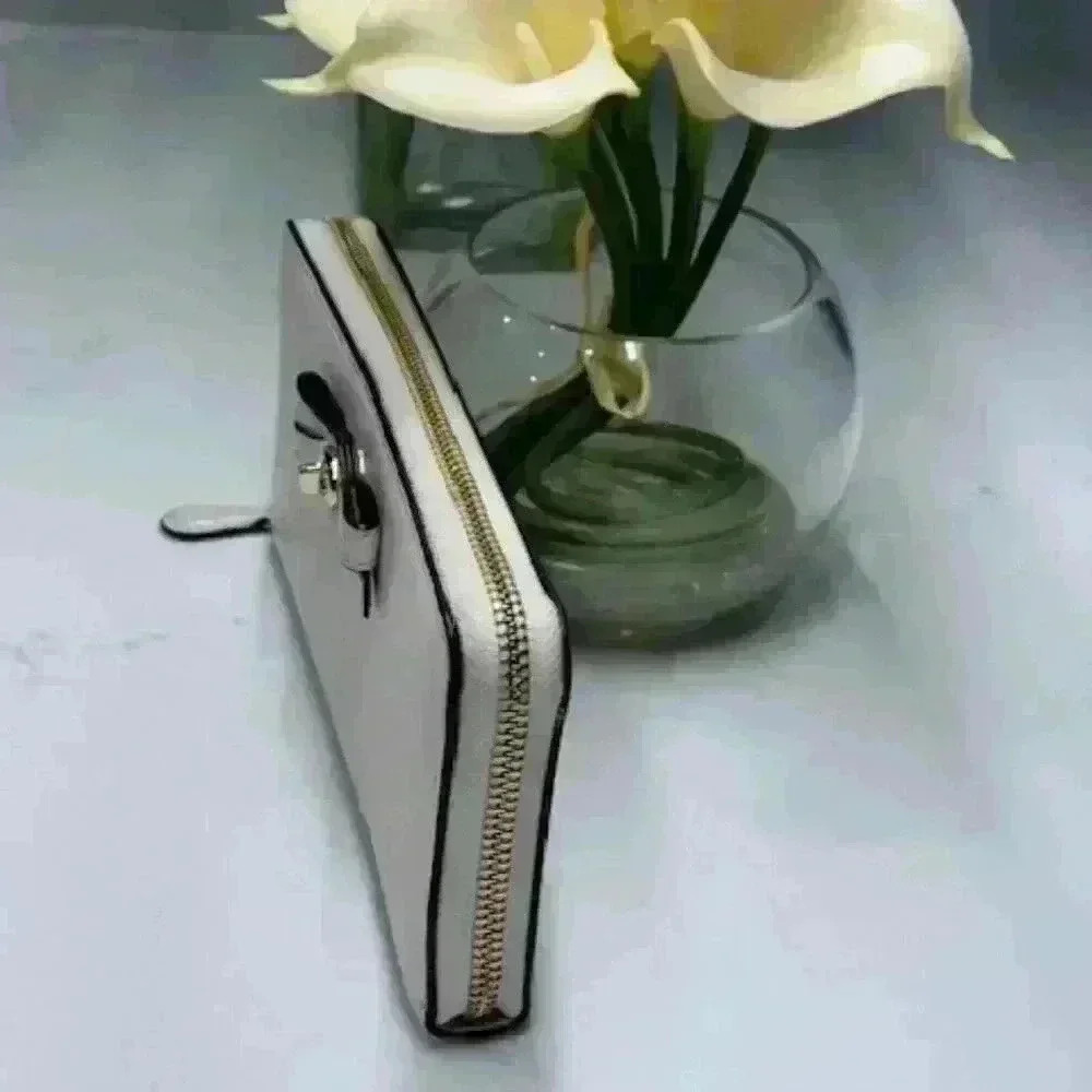 Coach Pebbled Leather Turnlock Bow Accordian Zip Wallet Cream 53415 - Picture 3 of 6